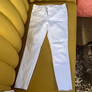 Old Navy Women's White Skinny Jeans